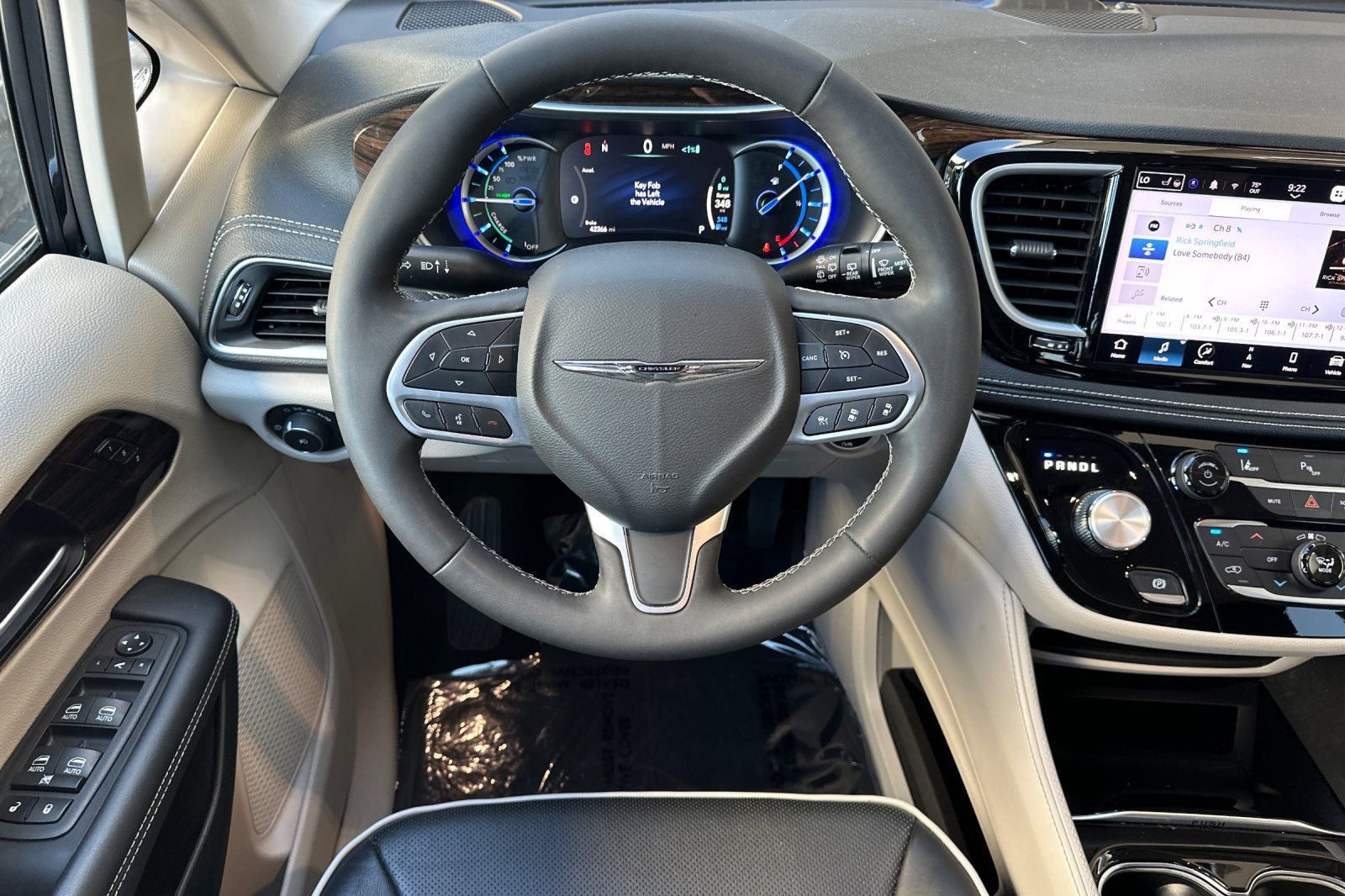 2023 Chrysler Pacifica Hybrid Limited