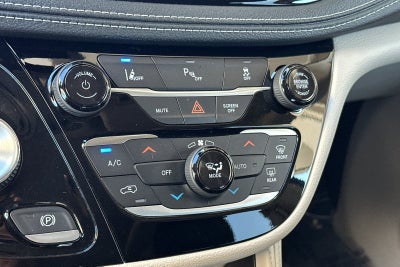2023 Chrysler Pacifica Hybrid Limited