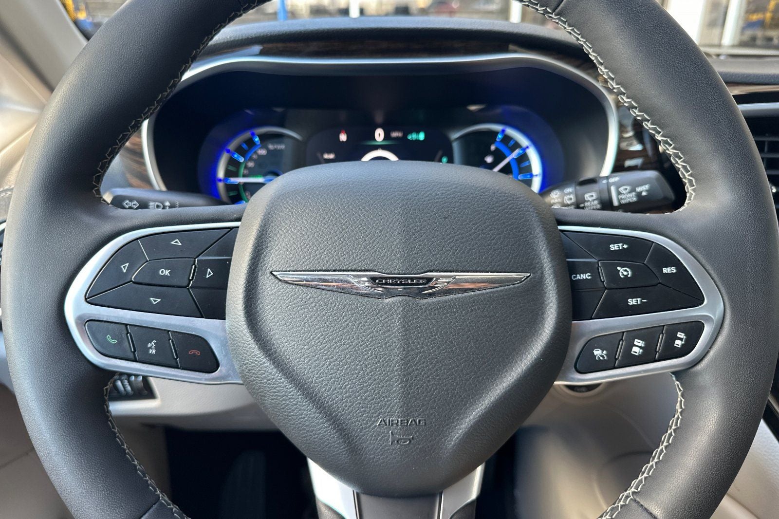 2023 Chrysler Pacifica Hybrid Limited
