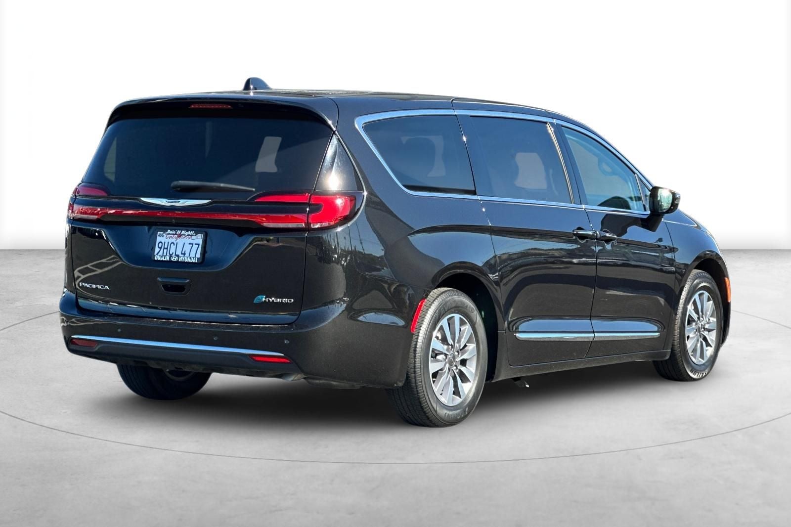 2023 Chrysler Pacifica Hybrid Limited