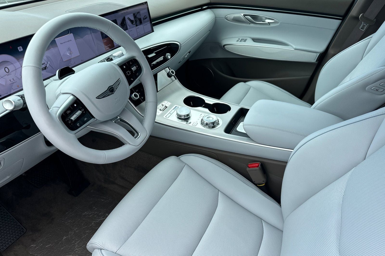 2026 Genesis GV70 2.5T ADVANCED