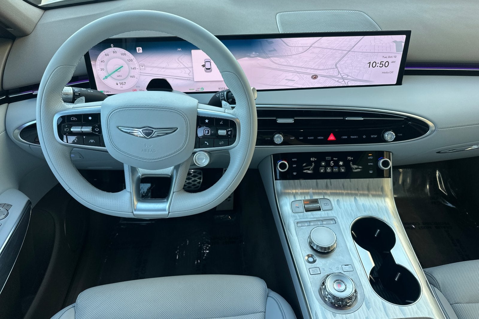 2026 Genesis Electrified GV70 19"