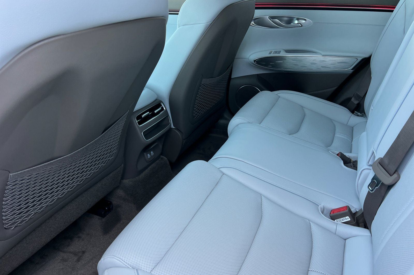 2026 Genesis Electrified GV70 STANDARD