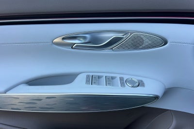 2026 Genesis Electrified GV70 STANDARD