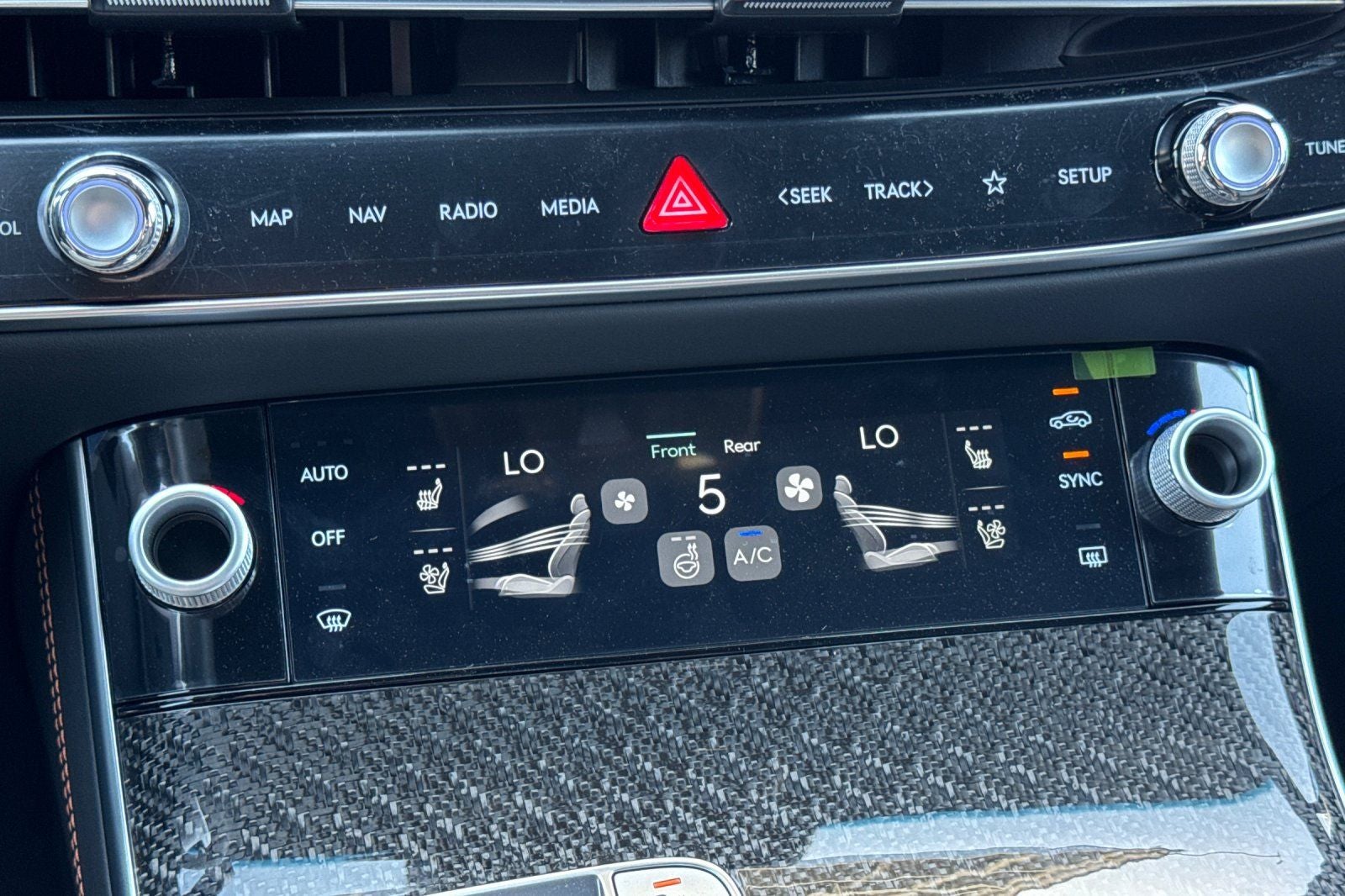 2026 Genesis GV70 3.5T SPORT PRESTIGE