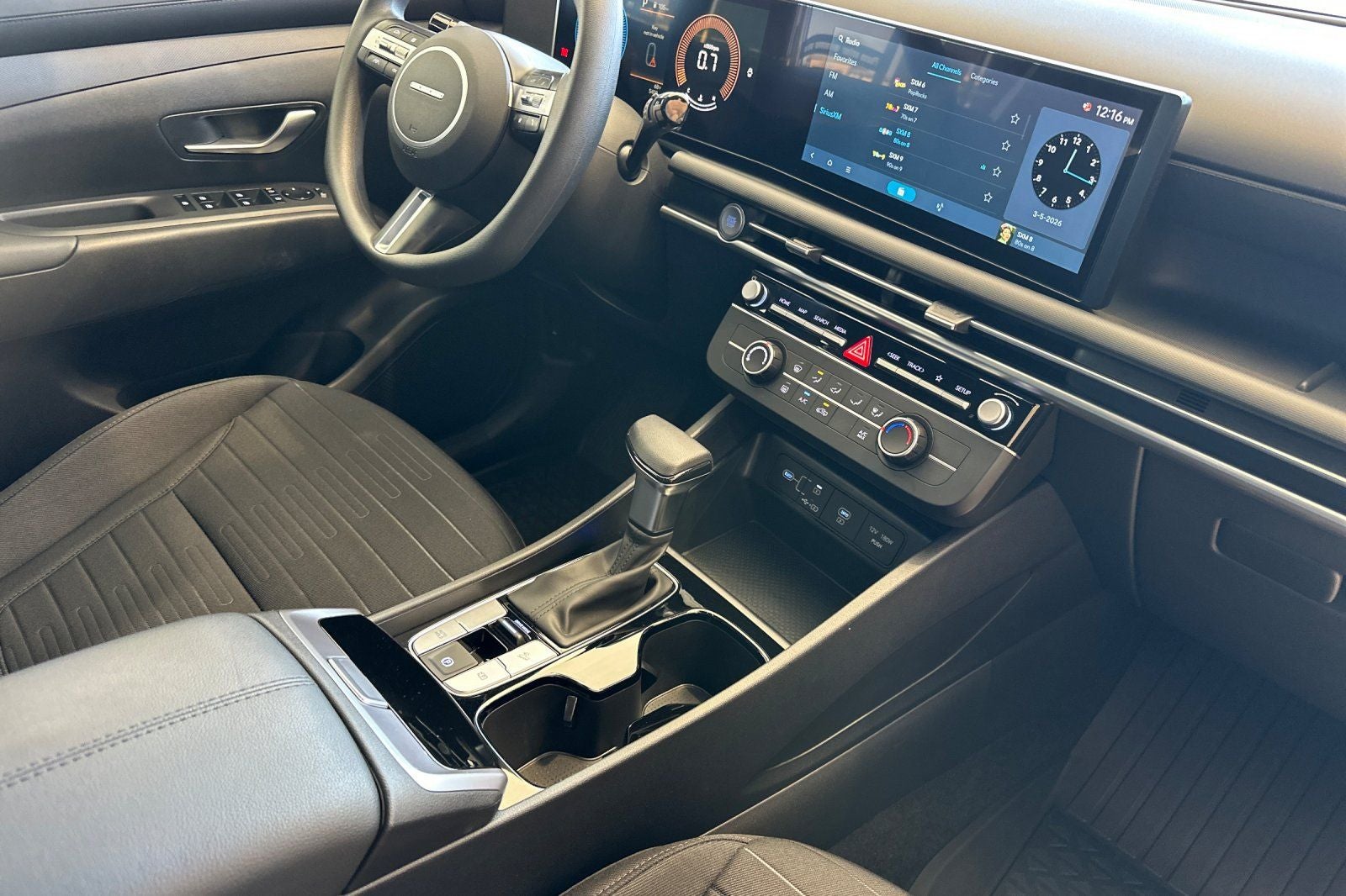 2025 Hyundai Santa Cruz SE