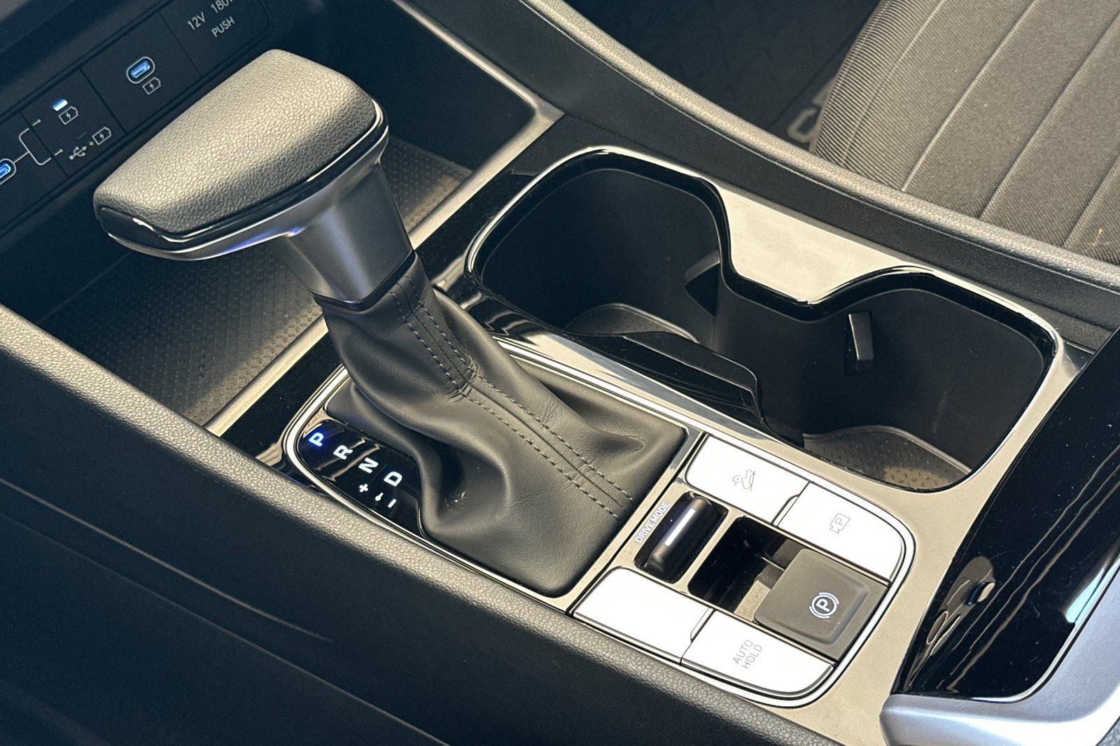 2025 Hyundai Santa Cruz SE