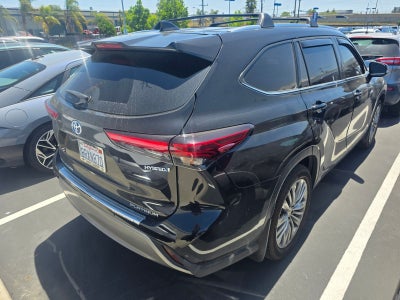 2020 Toyota Highlander Hybrid Platinum