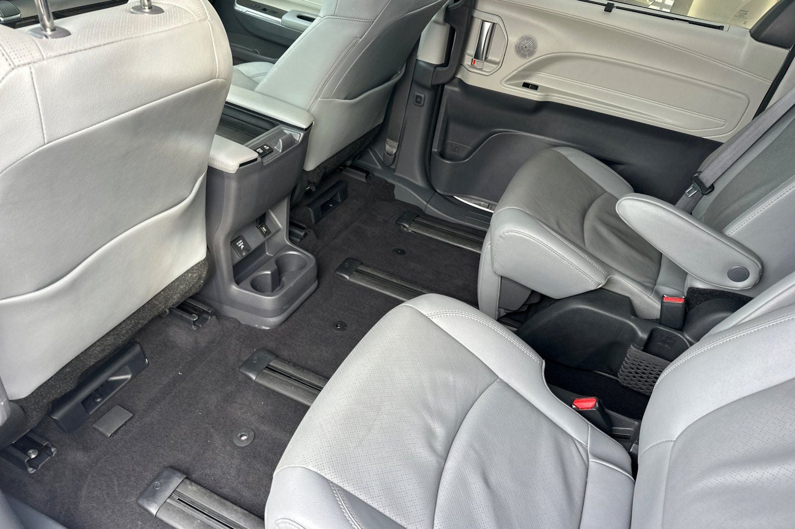 2024 Toyota Sienna Limited 7 Passenger