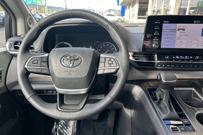 2024 Toyota Sienna Limited 7 Passenger