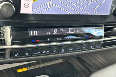 2024 Toyota Sienna Limited 7 Passenger