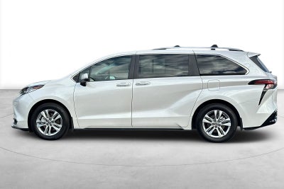 2024 Toyota Sienna Limited 7 Passenger