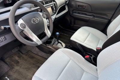 2017 Toyota Prius c One