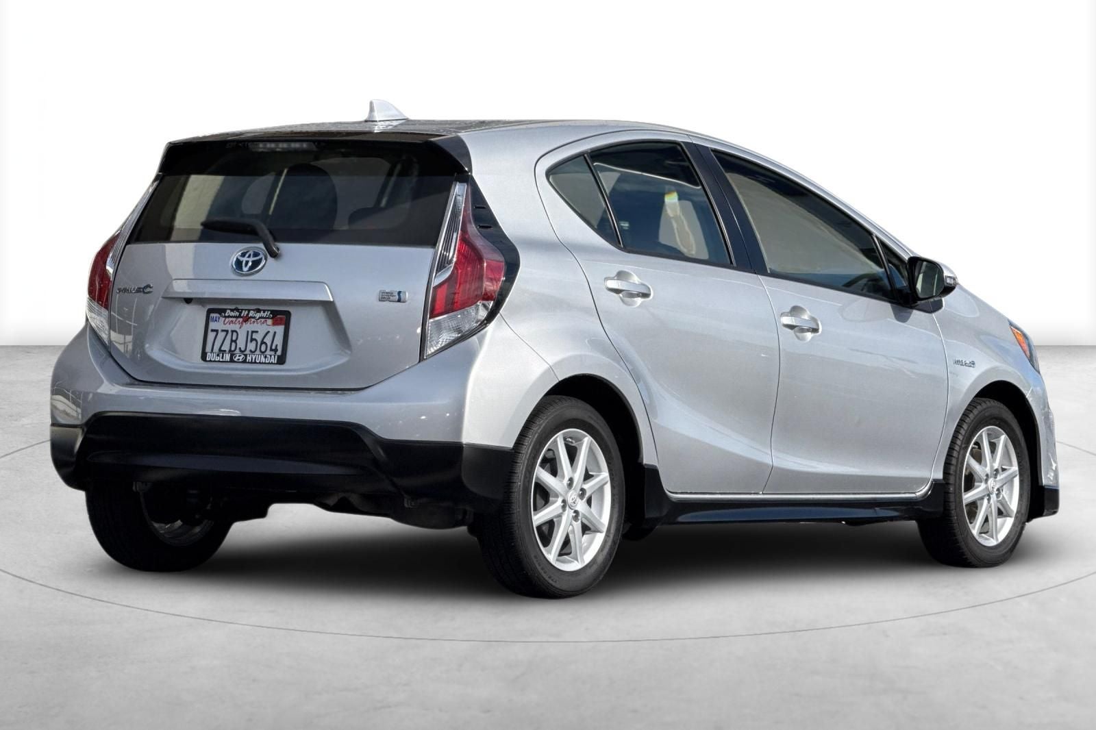 2017 Toyota Prius c One