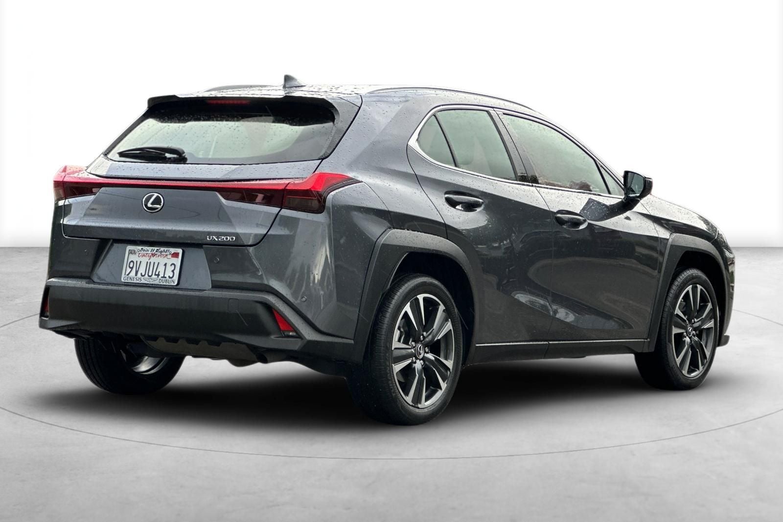 2022 Lexus UX 200 Base
