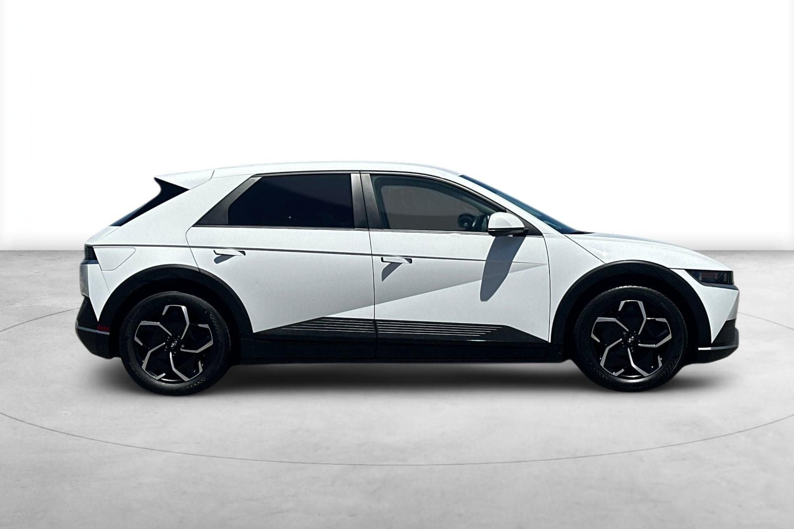 2022 Hyundai IONIQ 5 SEL