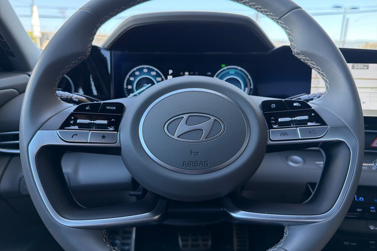 2025 Hyundai Elantra Hybrid SEL Sport