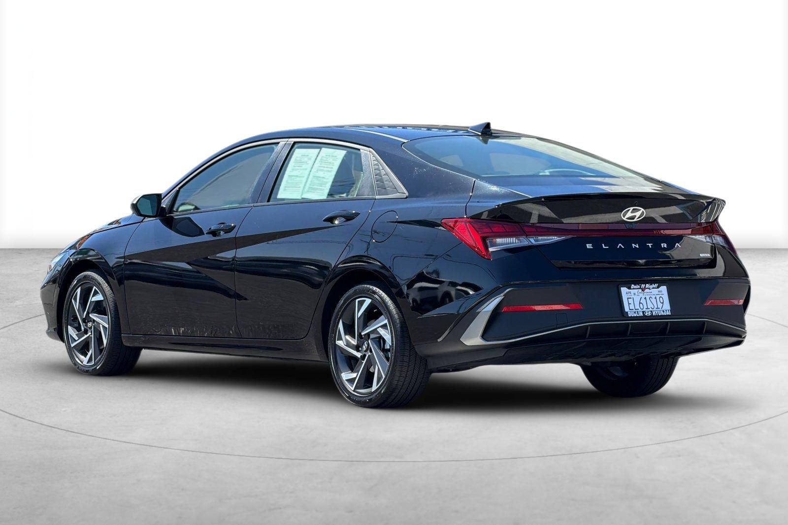 2025 Hyundai Elantra Hybrid SEL Sport