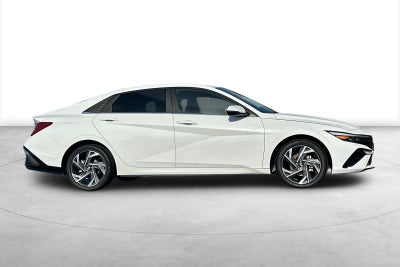 2024 Hyundai Elantra Hybrid Limited