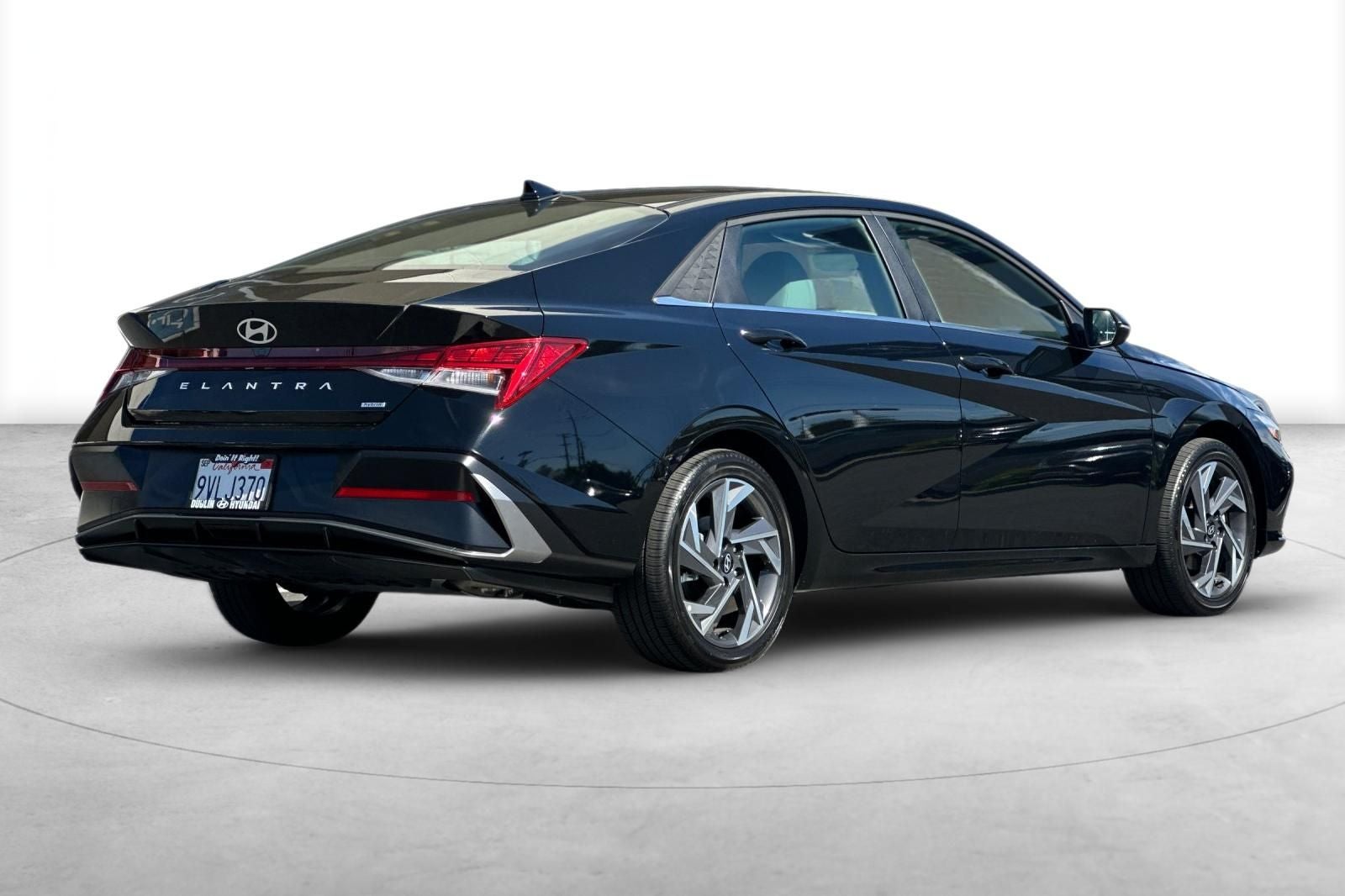 2025 Hyundai Elantra Hybrid Limited