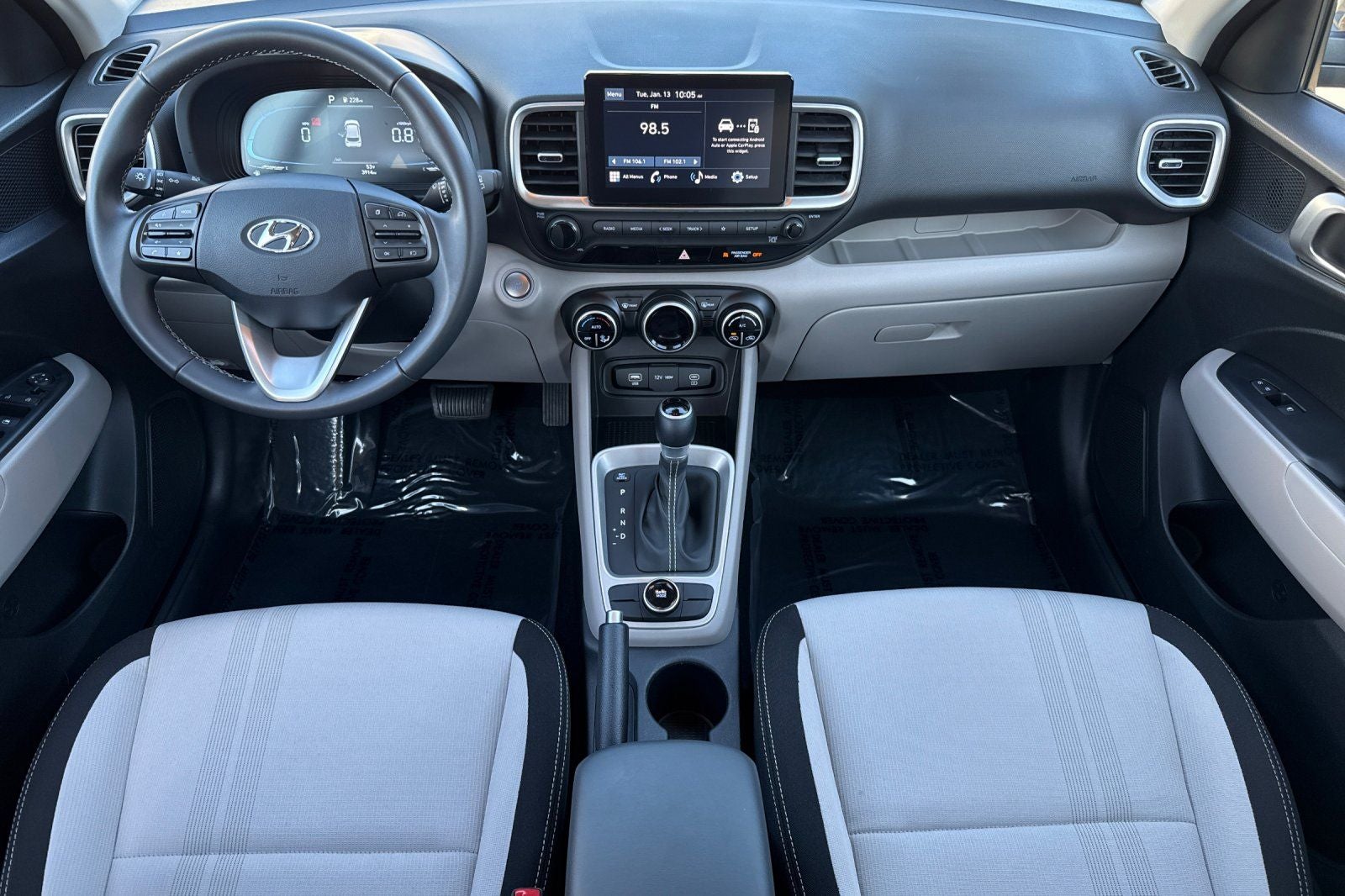 2025 Hyundai Venue SEL