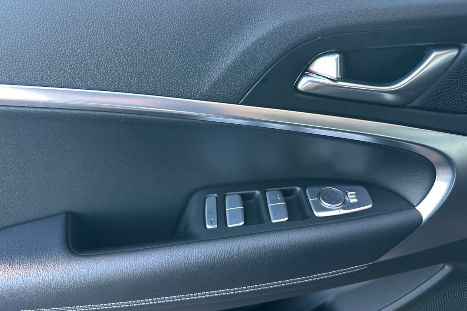 2026 Genesis G70 2.5T
