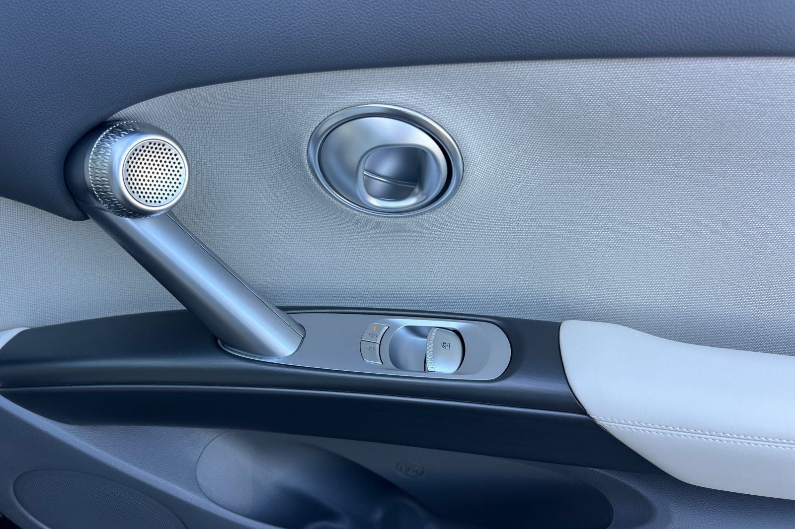 2026 Genesis GV60 STANDARD