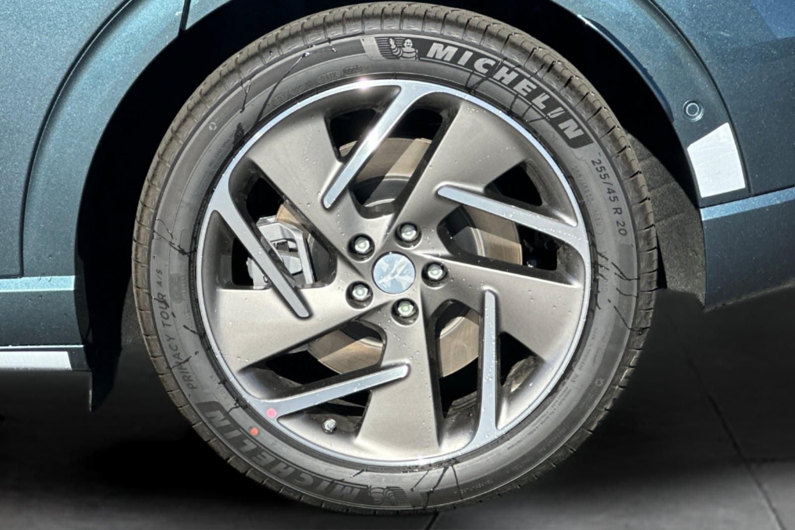 2026 Genesis GV60 ADVANCED